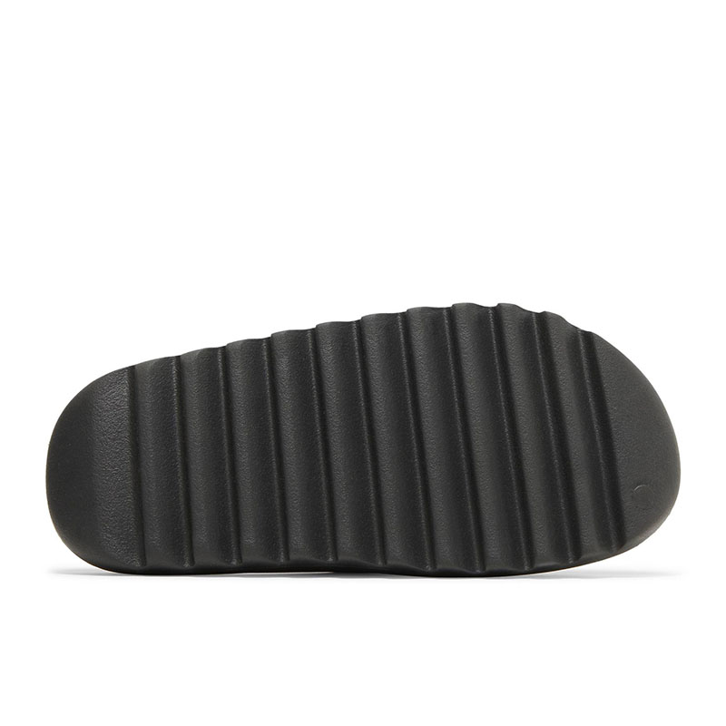 YEEZY SLIDES