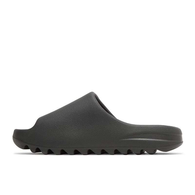 YEEZY SLIDES