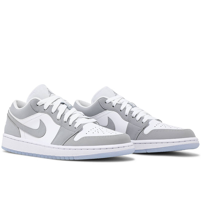 AIR JORDAN 1 LOW 