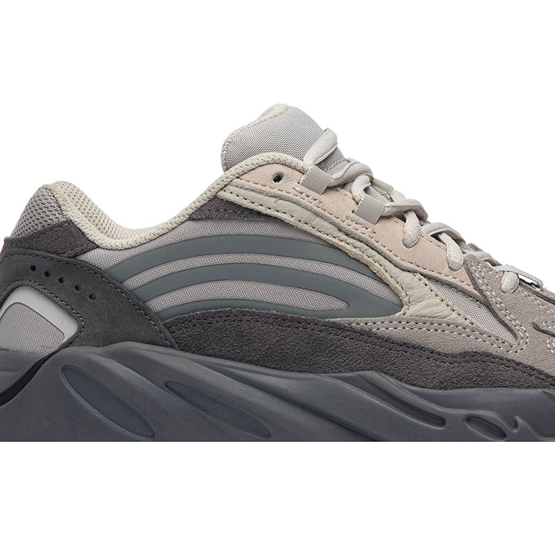 YEEZY BOOST 700 V2 "TEPHRA"