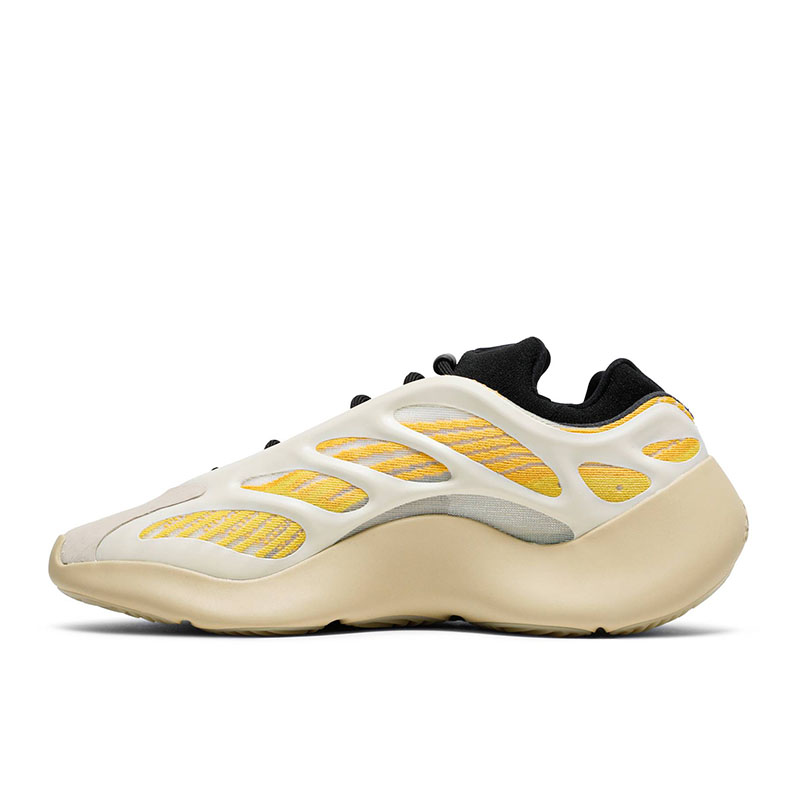 YEEZY 700 V3 