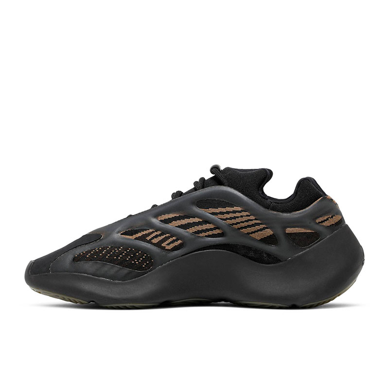 YEEZY 700 V3 