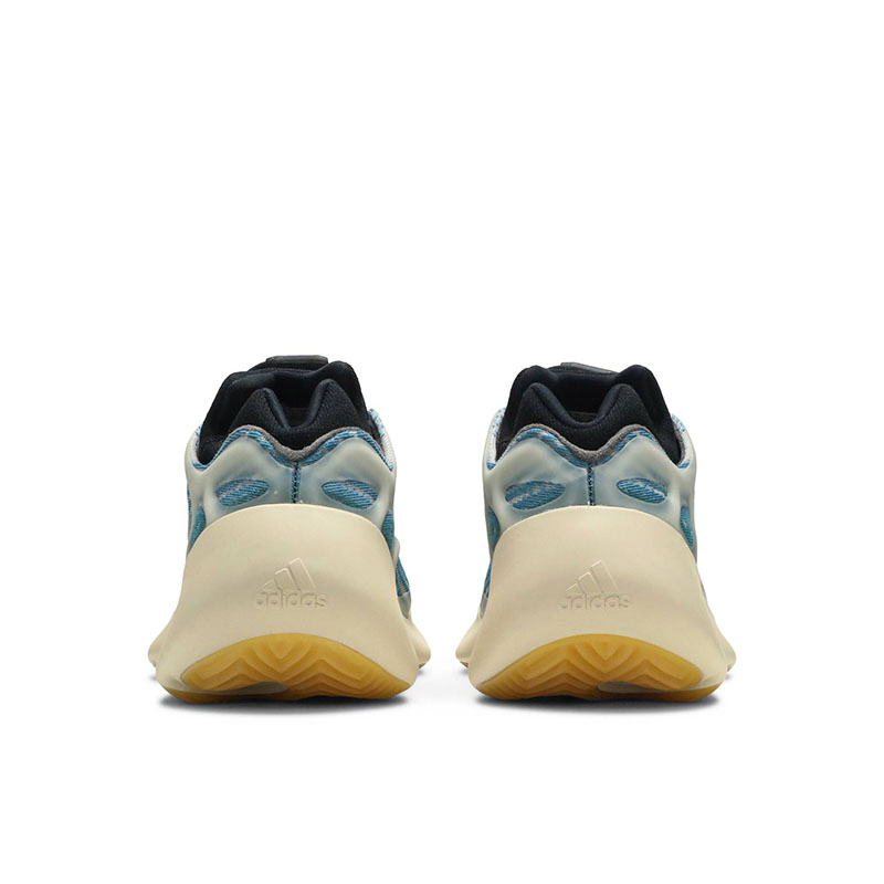 YEEZY 700 V3 
