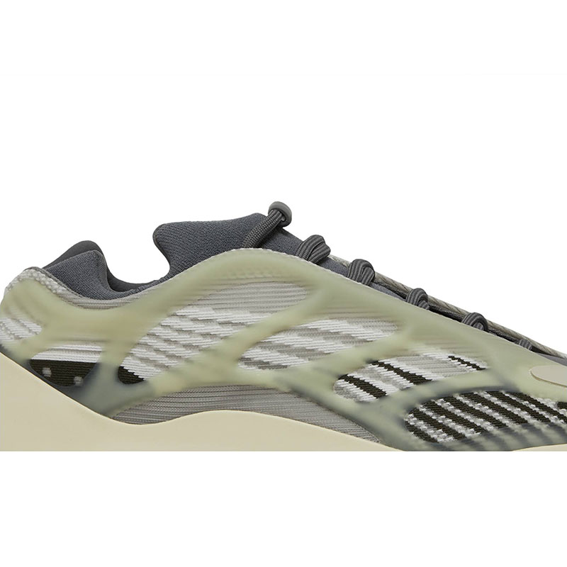 YEEZY 700 V3 ''FADE SALT''