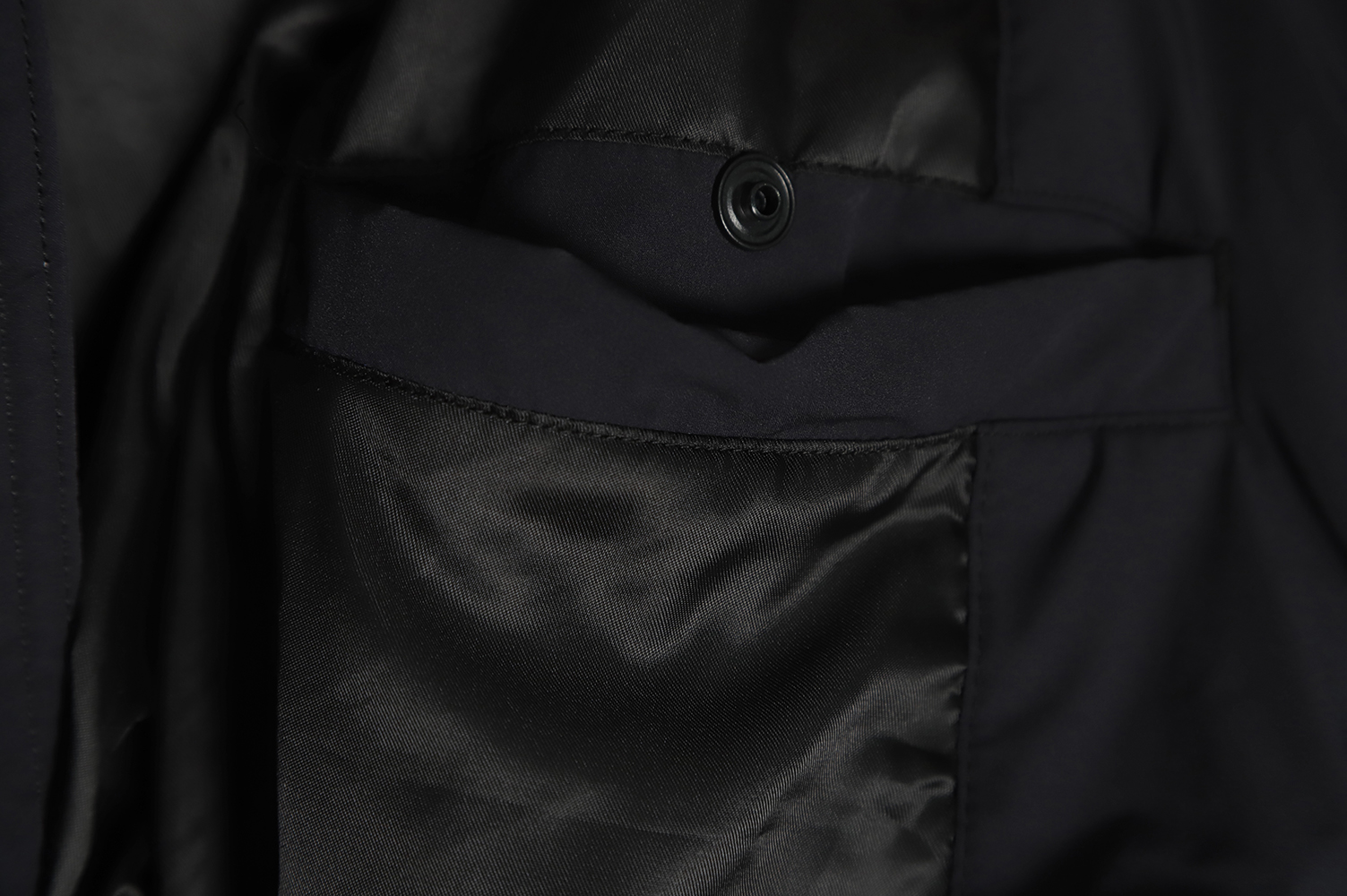 ADER 22Fw Contrast color asymmetric down jacket TSK1t