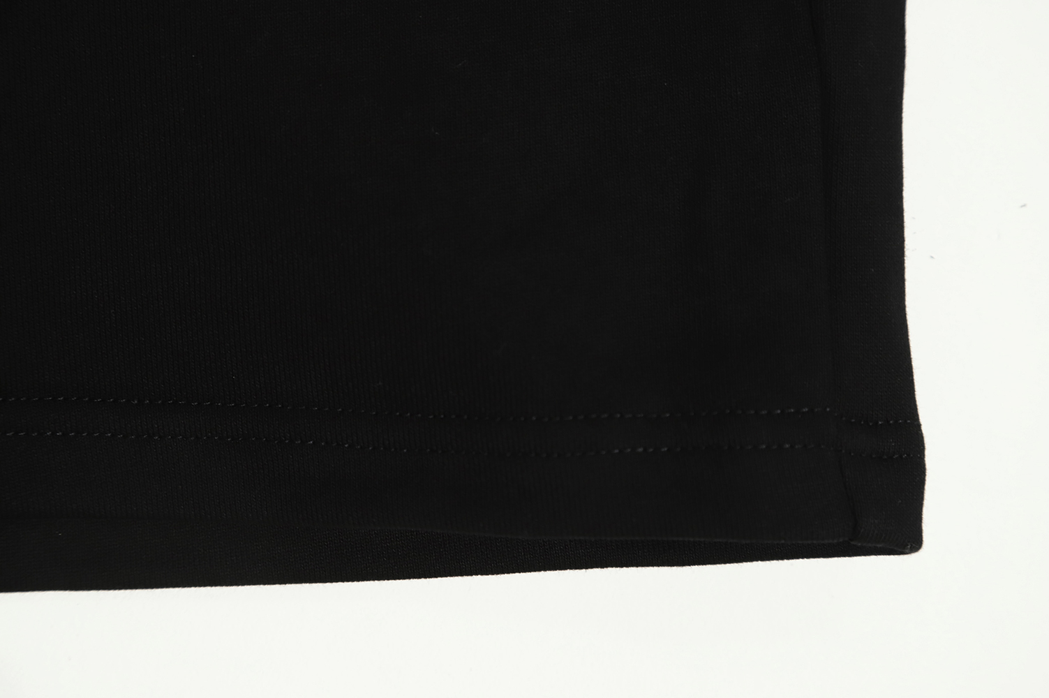 AMI 22ss heart embroidery shorts TSK1