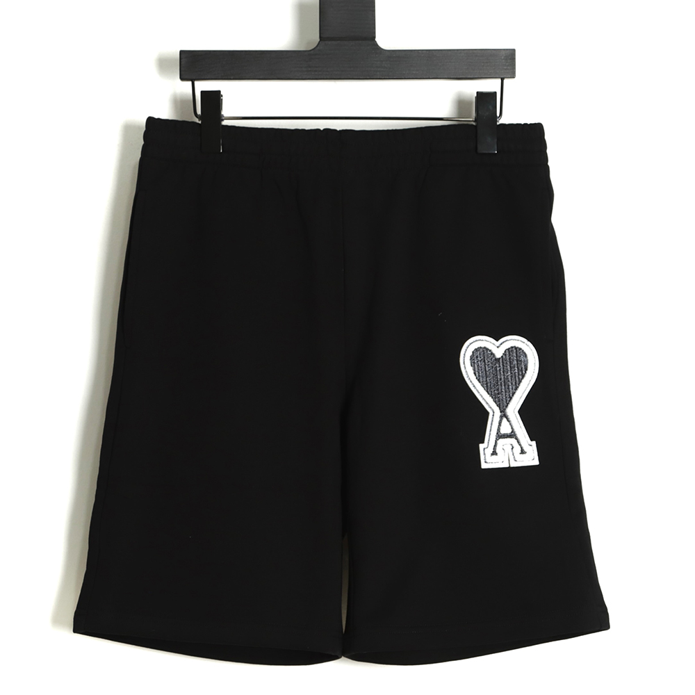 AMI 22ss heart embroidery shorts TSK1