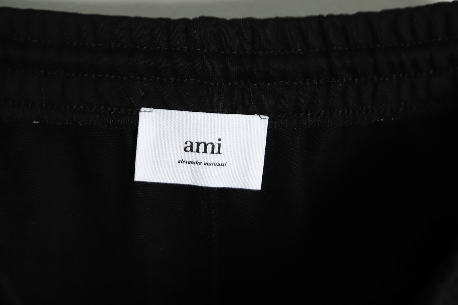 AMI 22ss heart embroidery shorts TSK1