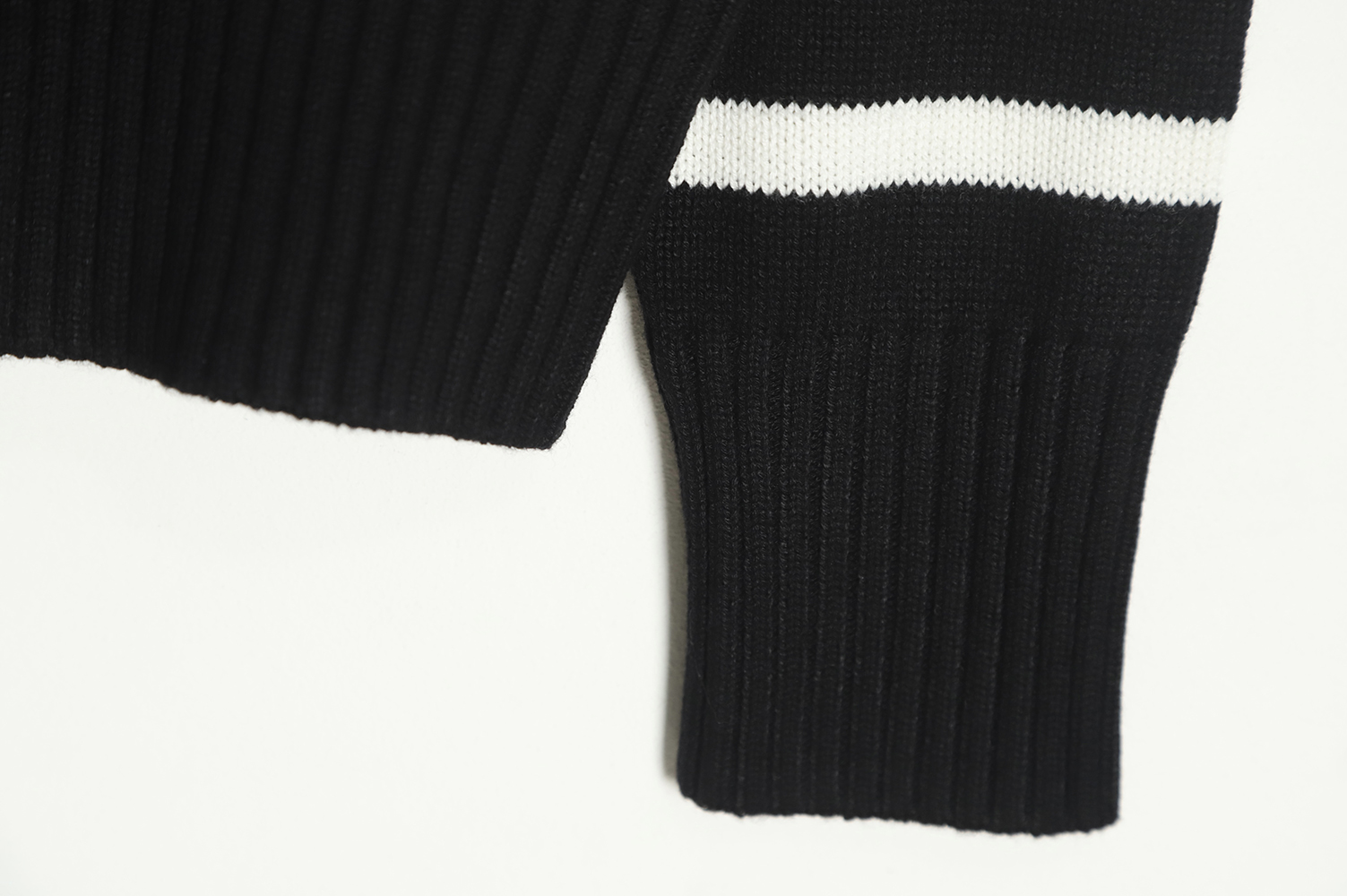 Ami ss22 A&W new ami de coeur striped knitted pullover TSK1