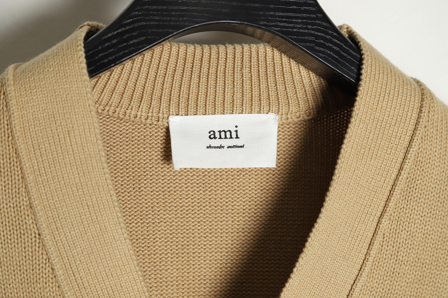 AMI PARIS 21FW Heart Embroidered Sweater Cardigan