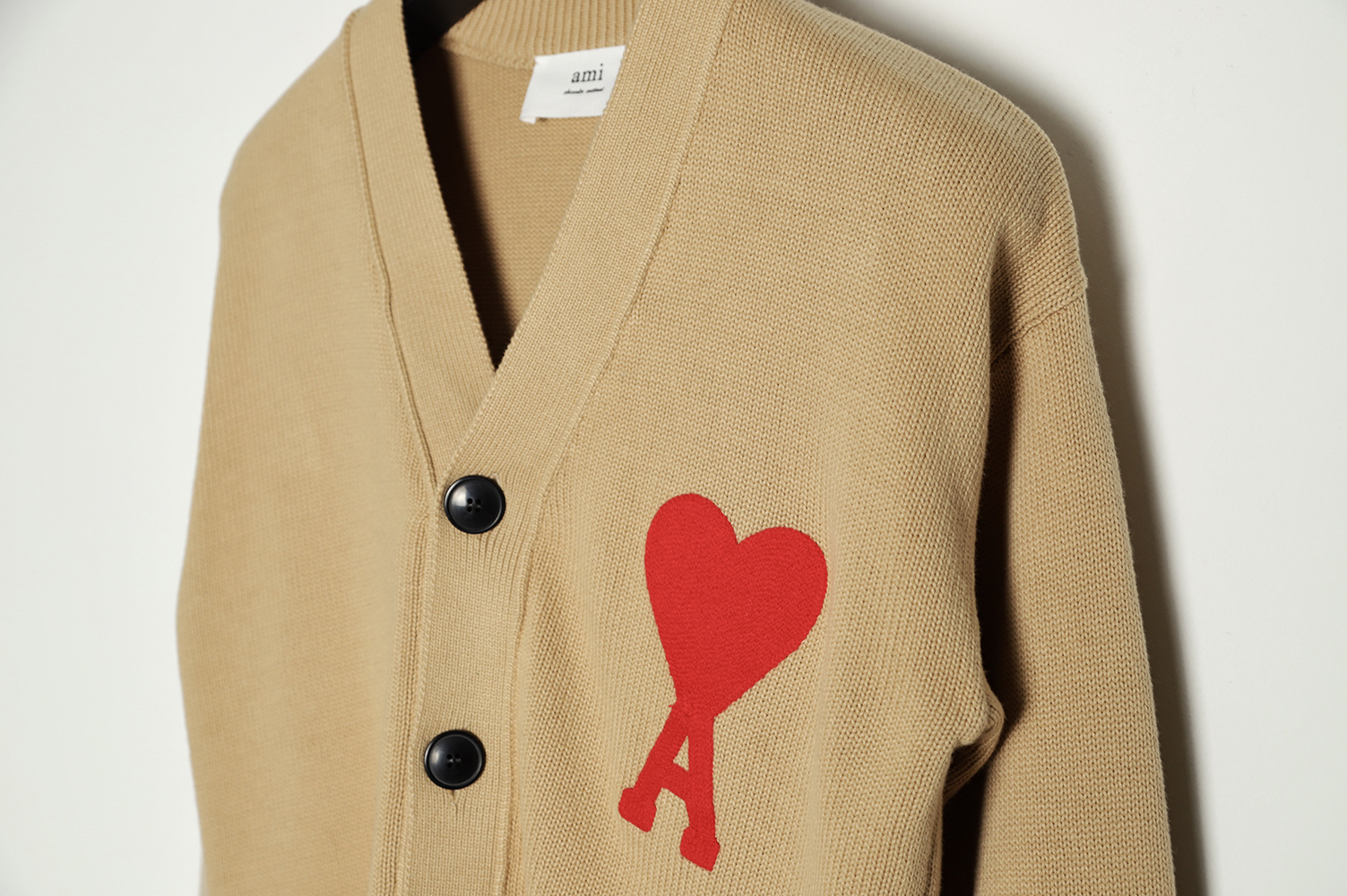 AMI PARIS 21FW Heart Embroidered Sweater Cardigan