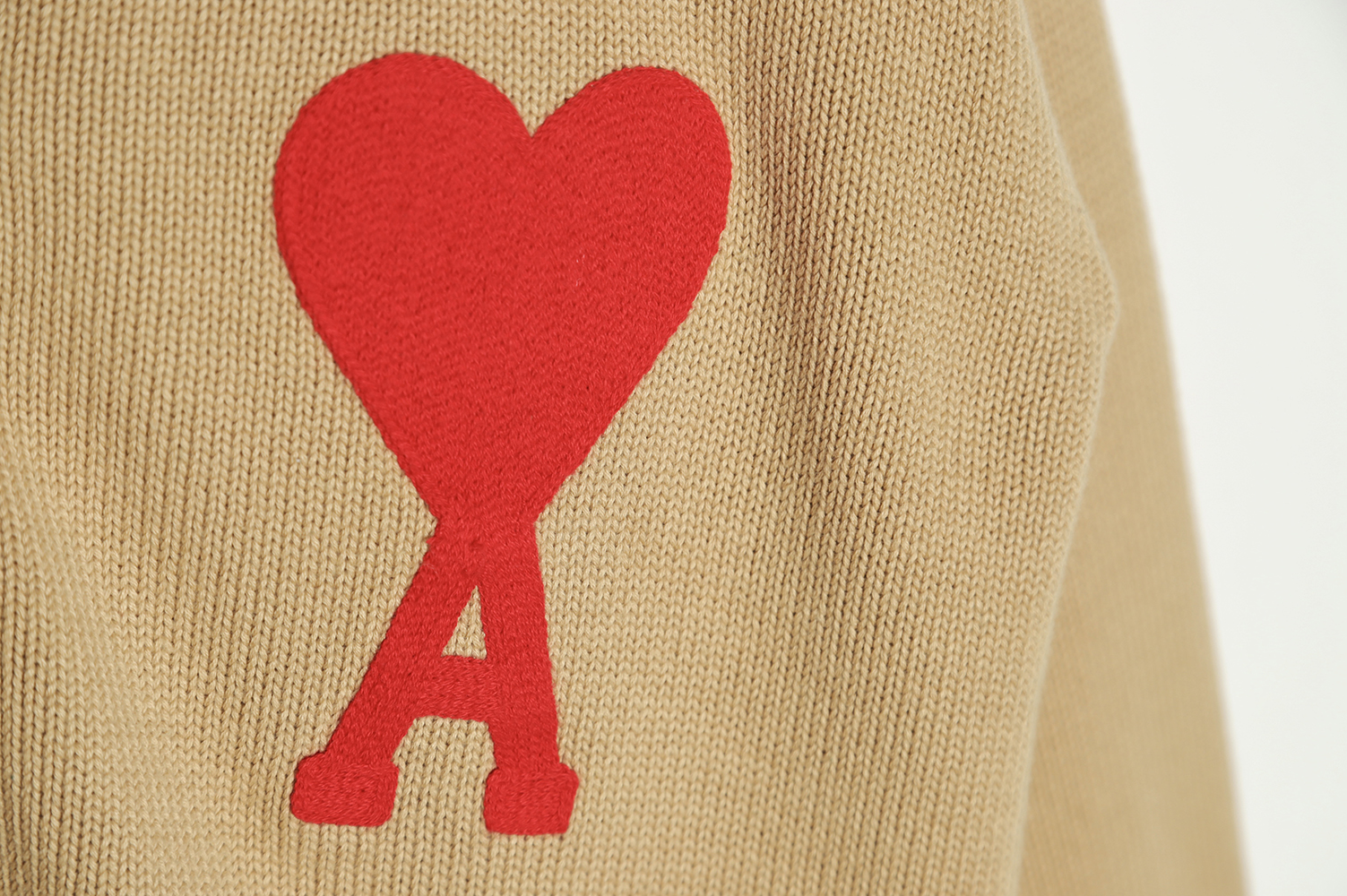 AMI PARIS 21FW Heart Embroidered Sweater Cardigan