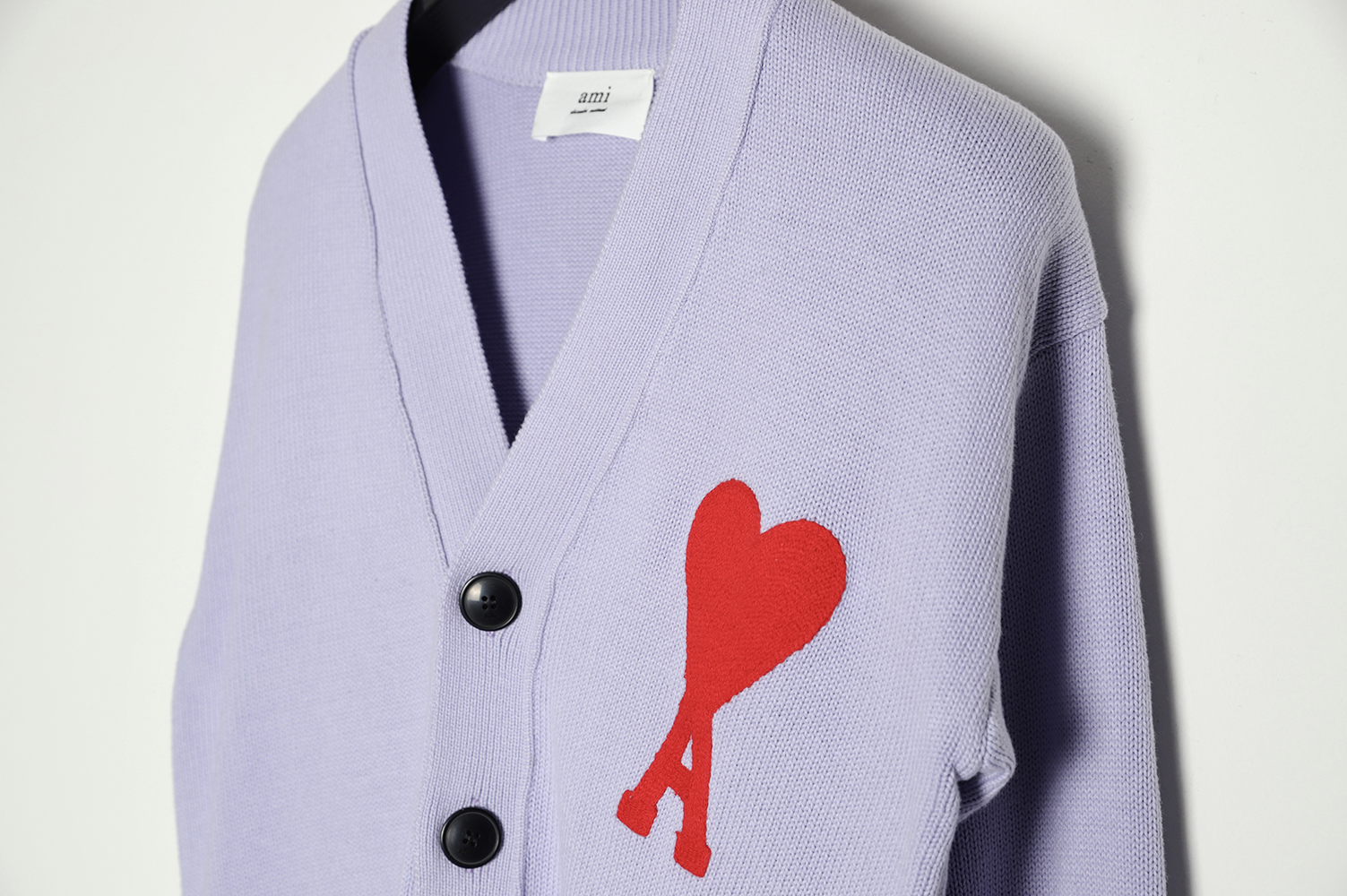 AMI PARIS 21FW Heart Embroidered Sweater Cardigan TSK4