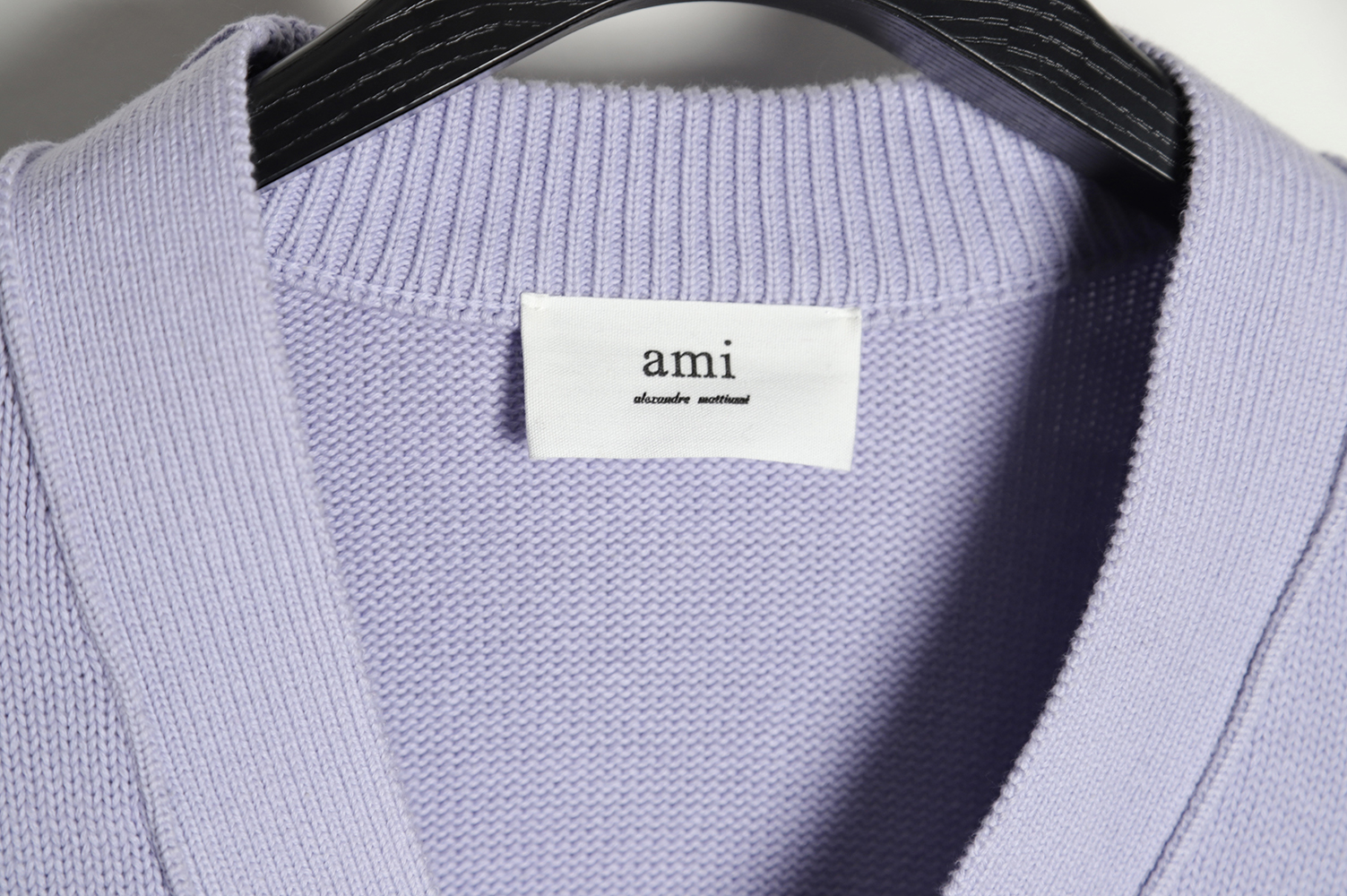 AMI PARIS 21FW Heart Embroidered Sweater Cardigan TSK4