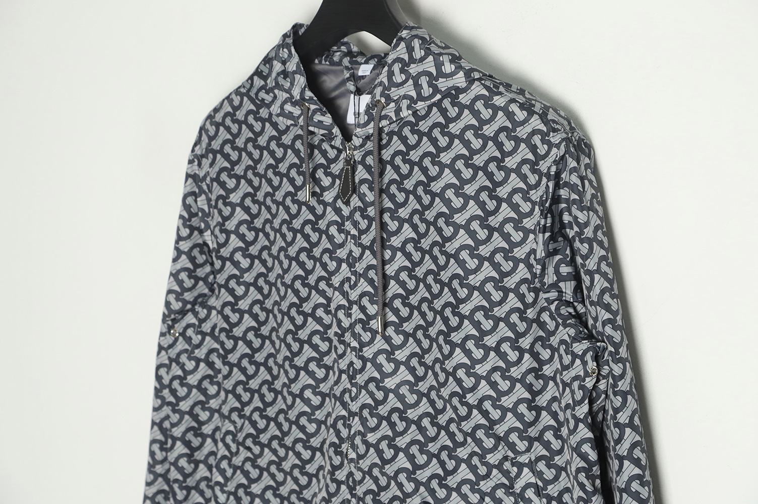 Burberry 22FW Full Indonesia Dragon Hooded Jacket