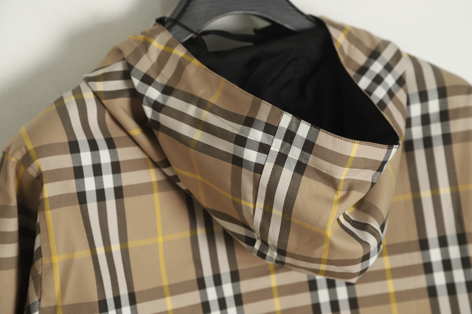 Burberry 22FW Truffle Plaid Hooded Jacket