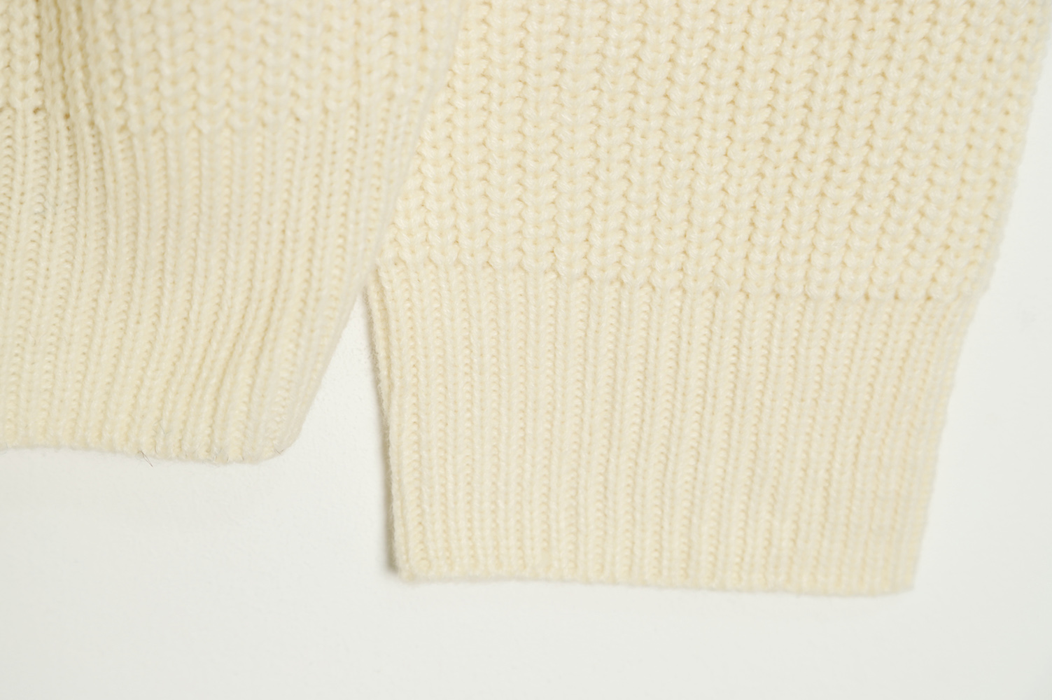 Celine 22FW Studded Alphabet Crew Neck Sweater