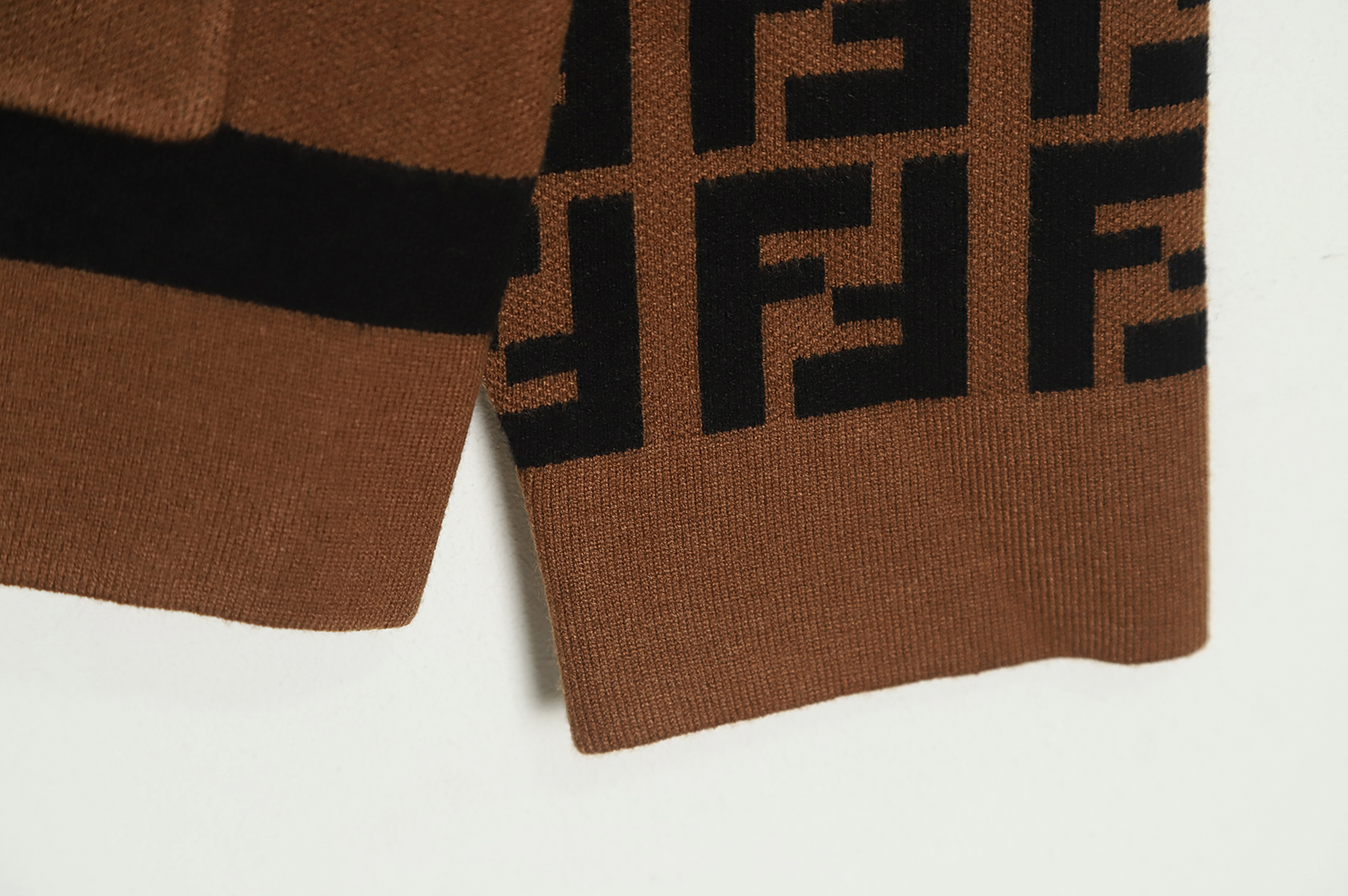 Fendi 22Fw double F jacquard full printed sweater cardigan
