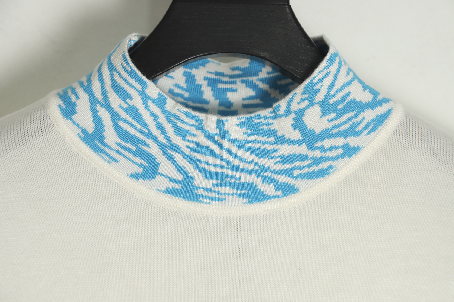 Fendi 22FW neckline jacquard turtleneck sweater