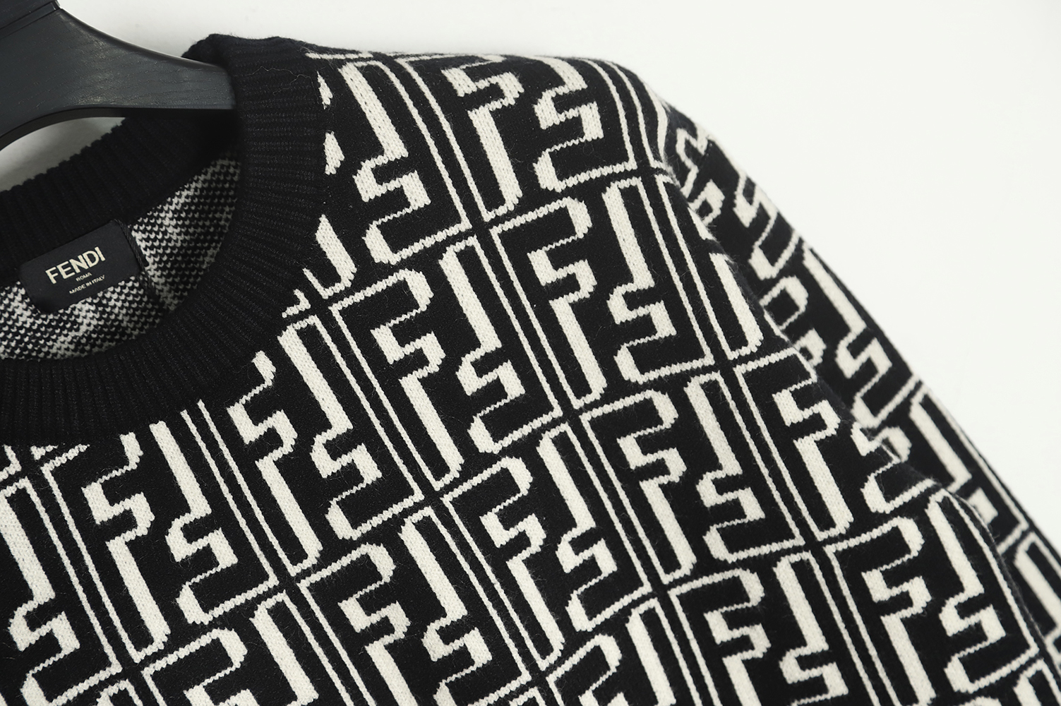 Fendi 22fw jacquard all over logo sweater