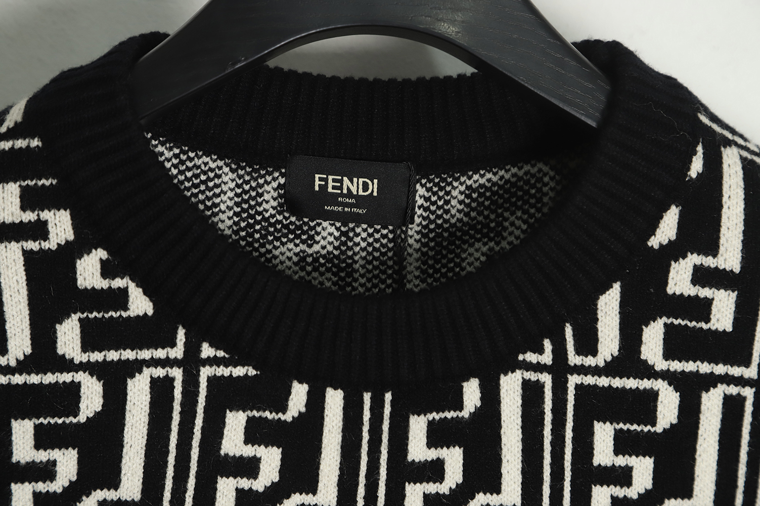 Fendi 22fw jacquard all over logo sweater