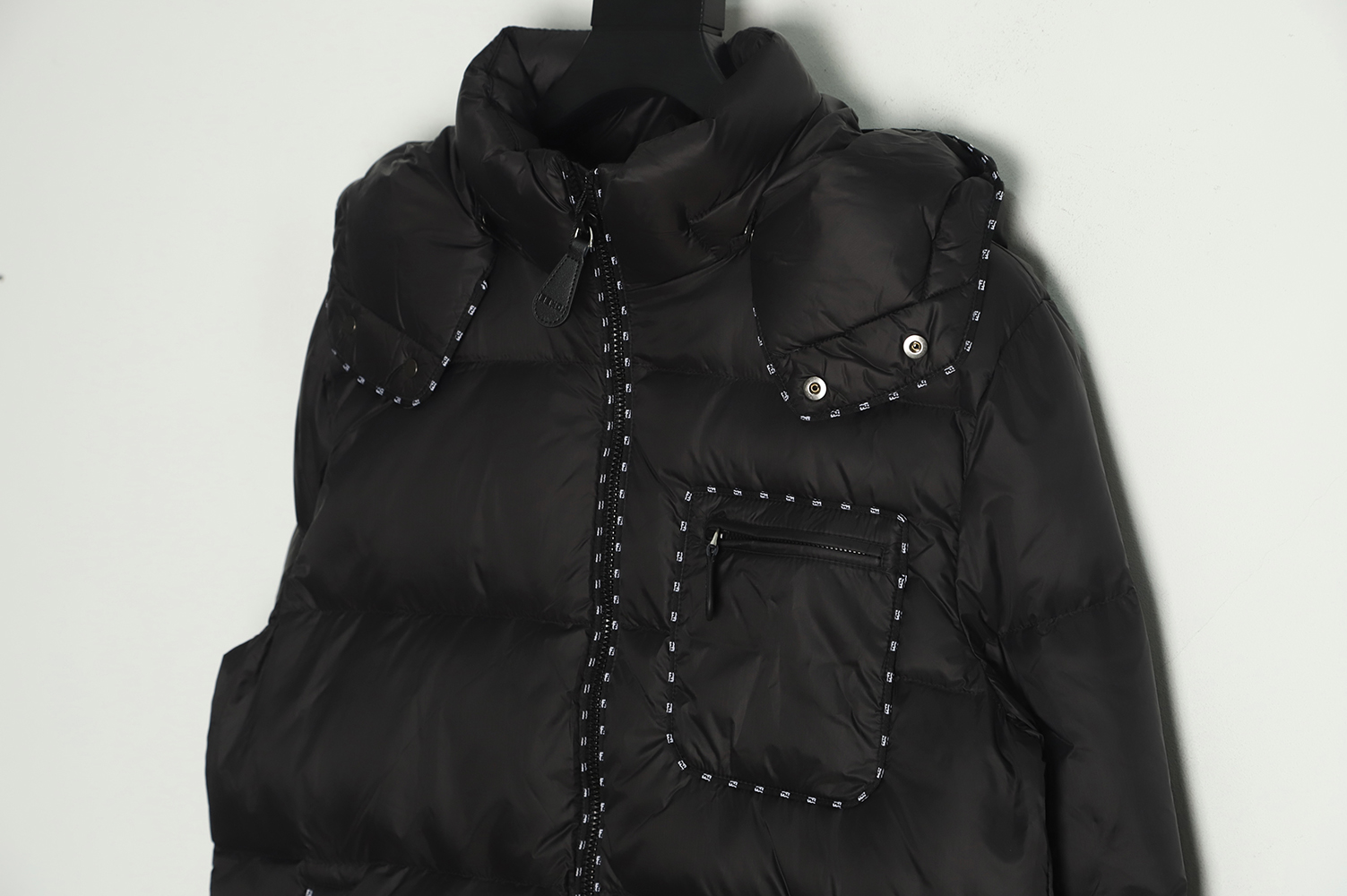 Fendi 22Fw double F stroke down jacket TSK1