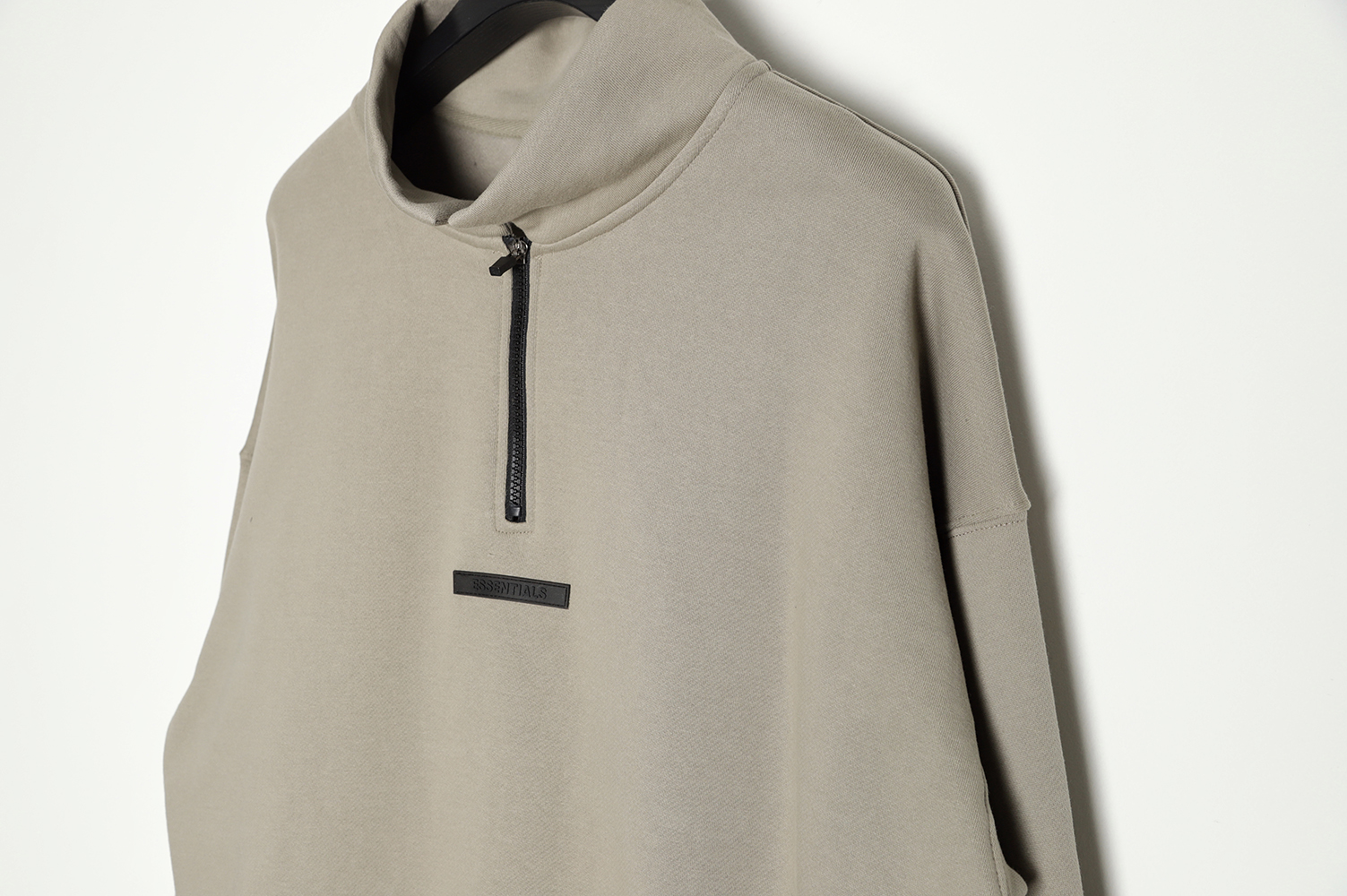 FEAR DF GOD double line ESSENTIALS double row silicone letter half zipper sweater Taupe