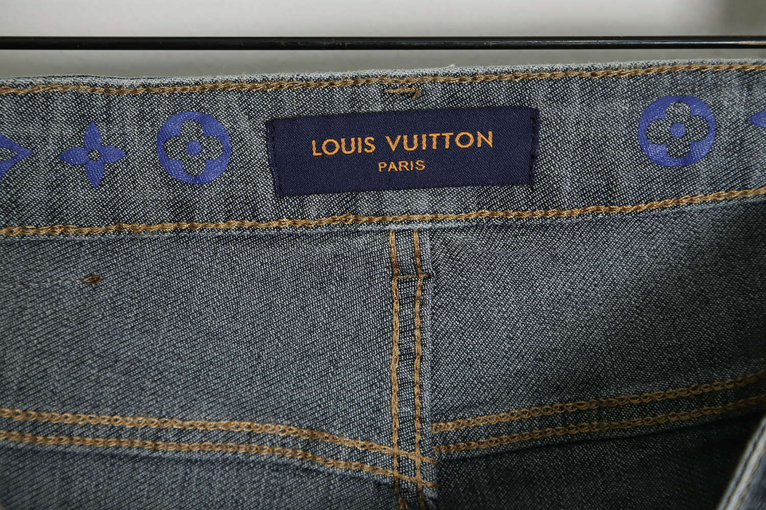 Louis Vuitton back checkerboard embroidery LOGO jeans
