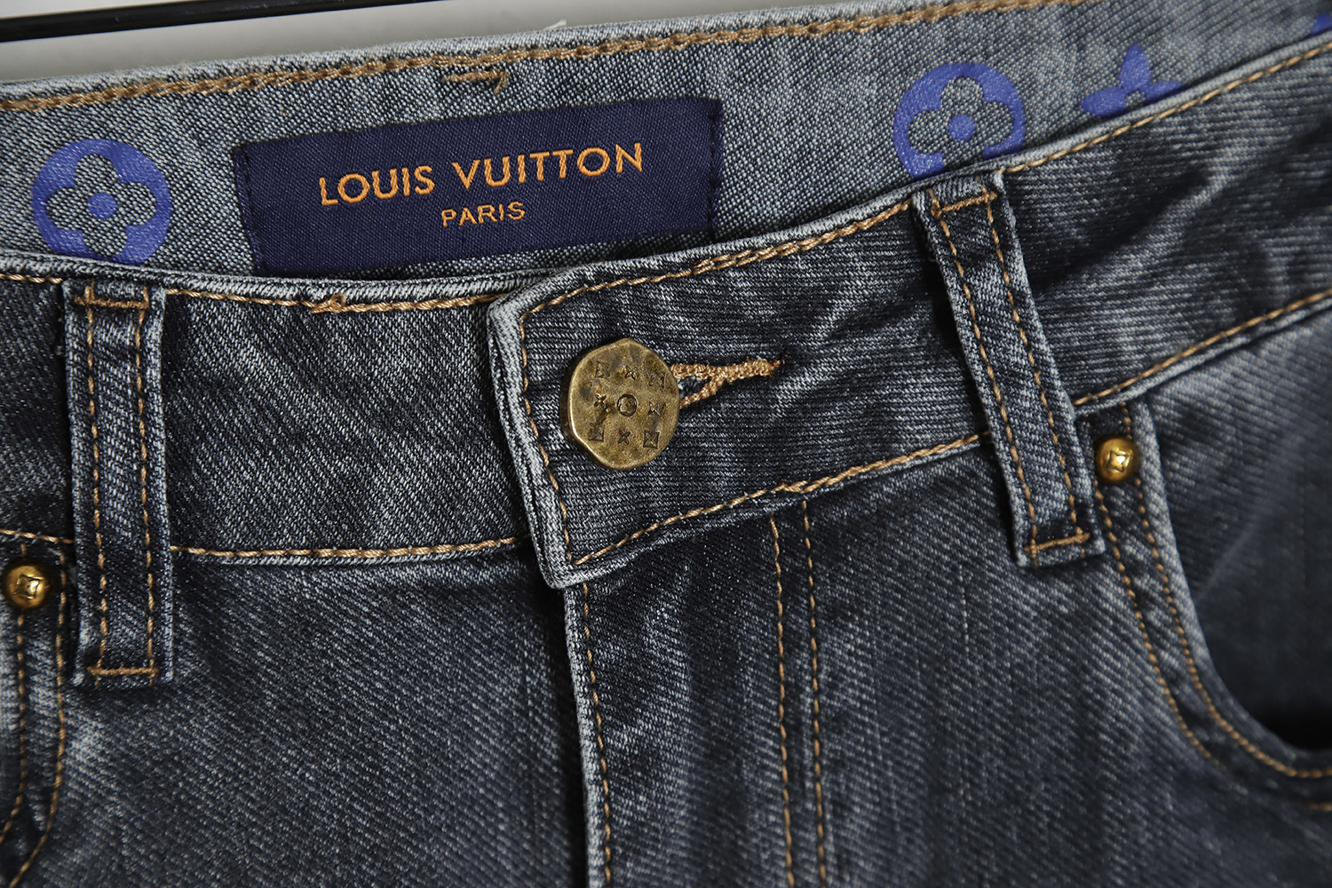 Louis Vuitton back checkerboard embroidery LOGO jeans
