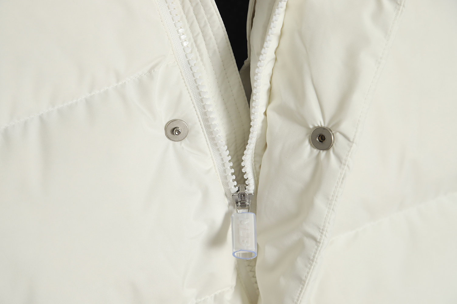 MLB Button Small Label Embroidered LOGO Short Thick Down Jacket