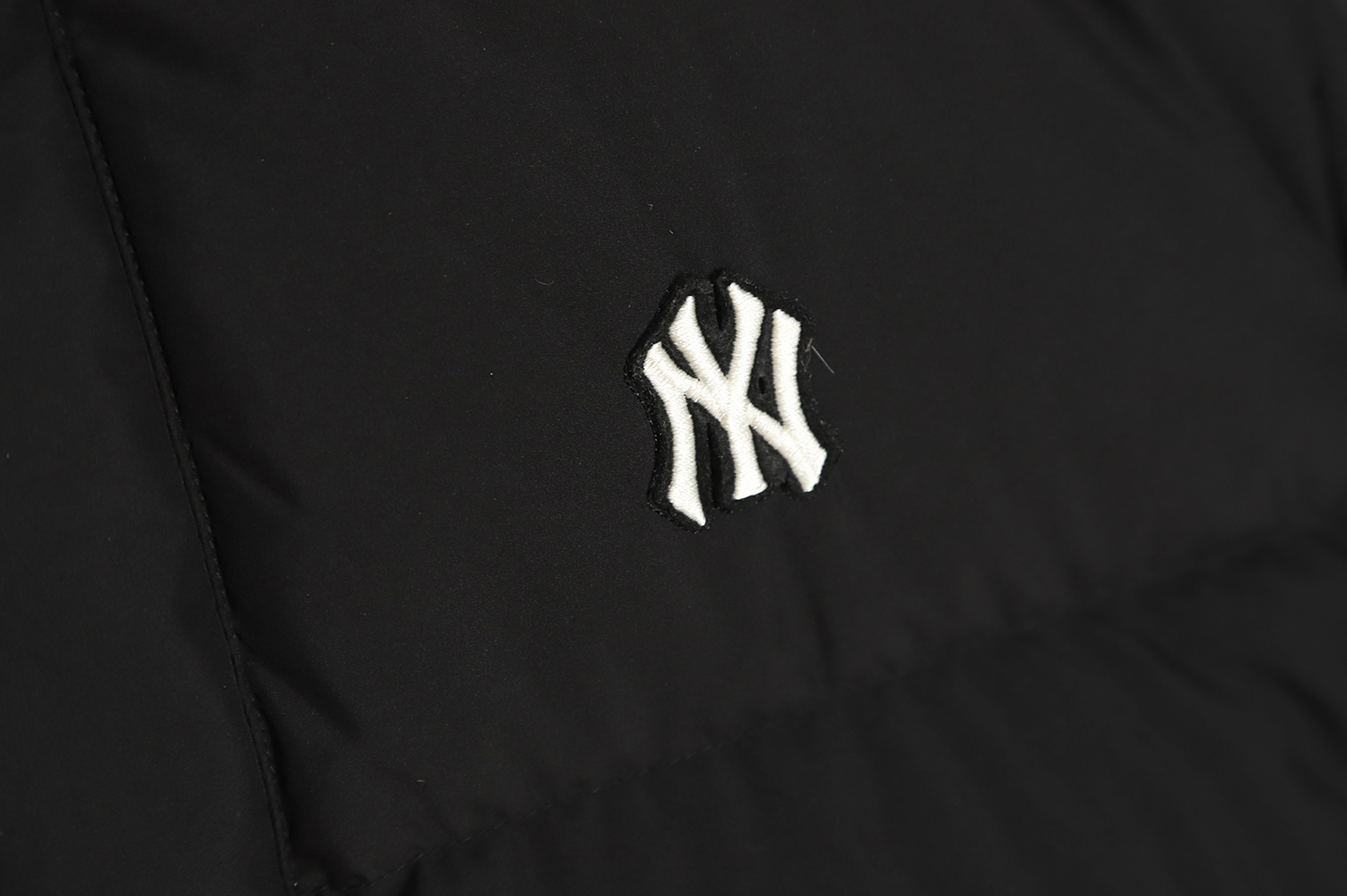 MLB Button Small Label Embroidered LOGO Short Thick Down Jacket TSK1