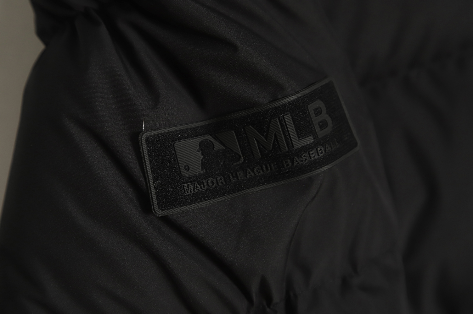 MLB Button Small Label Embroidered LOGO Short Thick Down Jacket TSK1