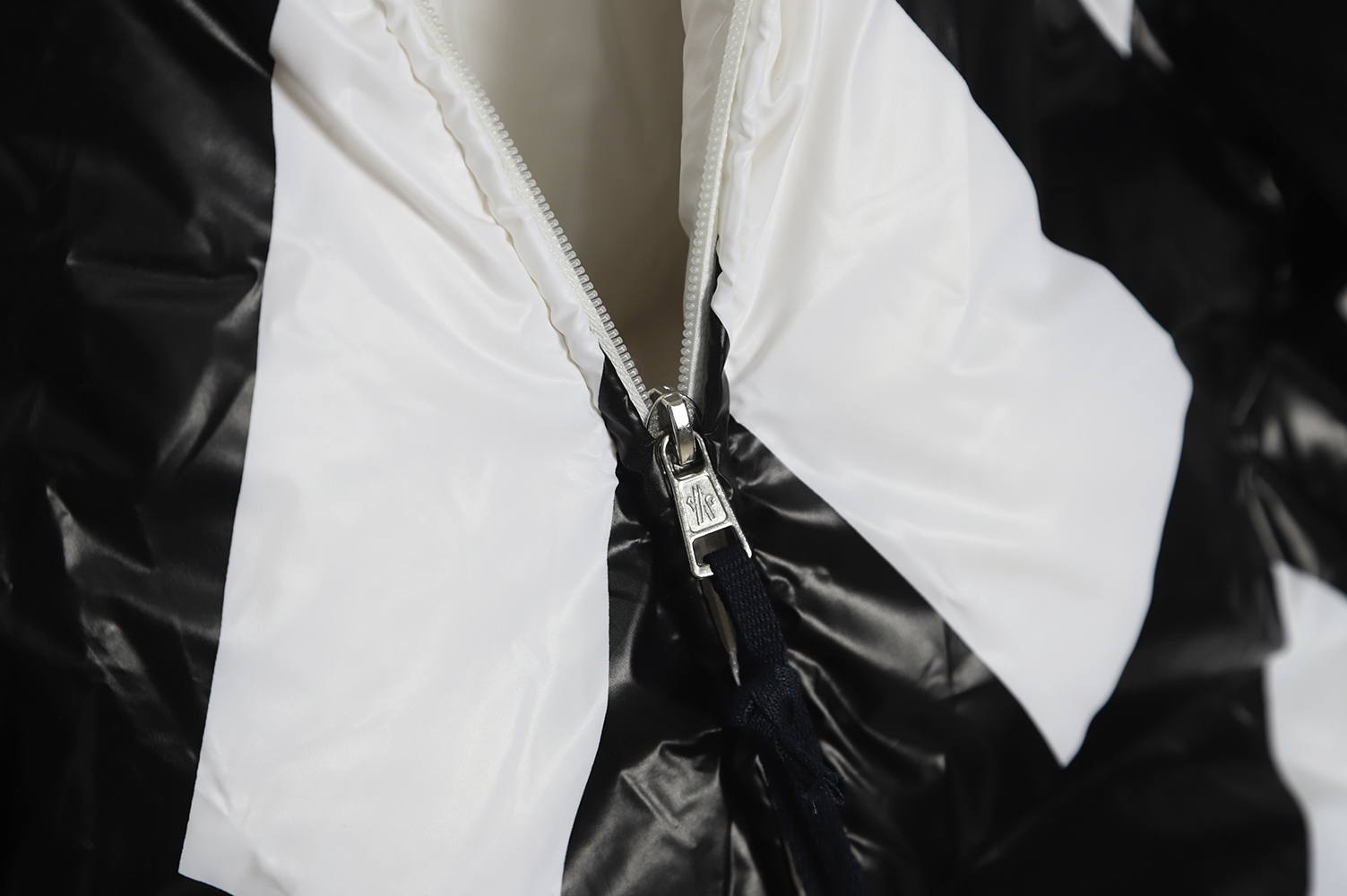 Moncler Mouth Black & White Cross Print Down Jacket