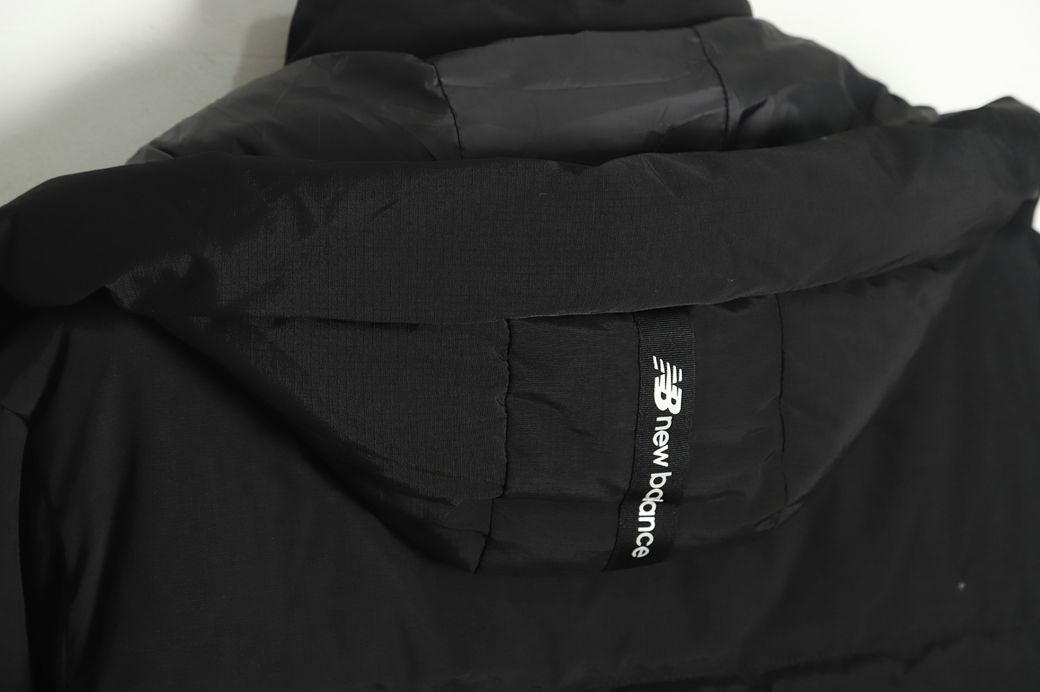 NEW BALANCE 22FW paneled down jacket