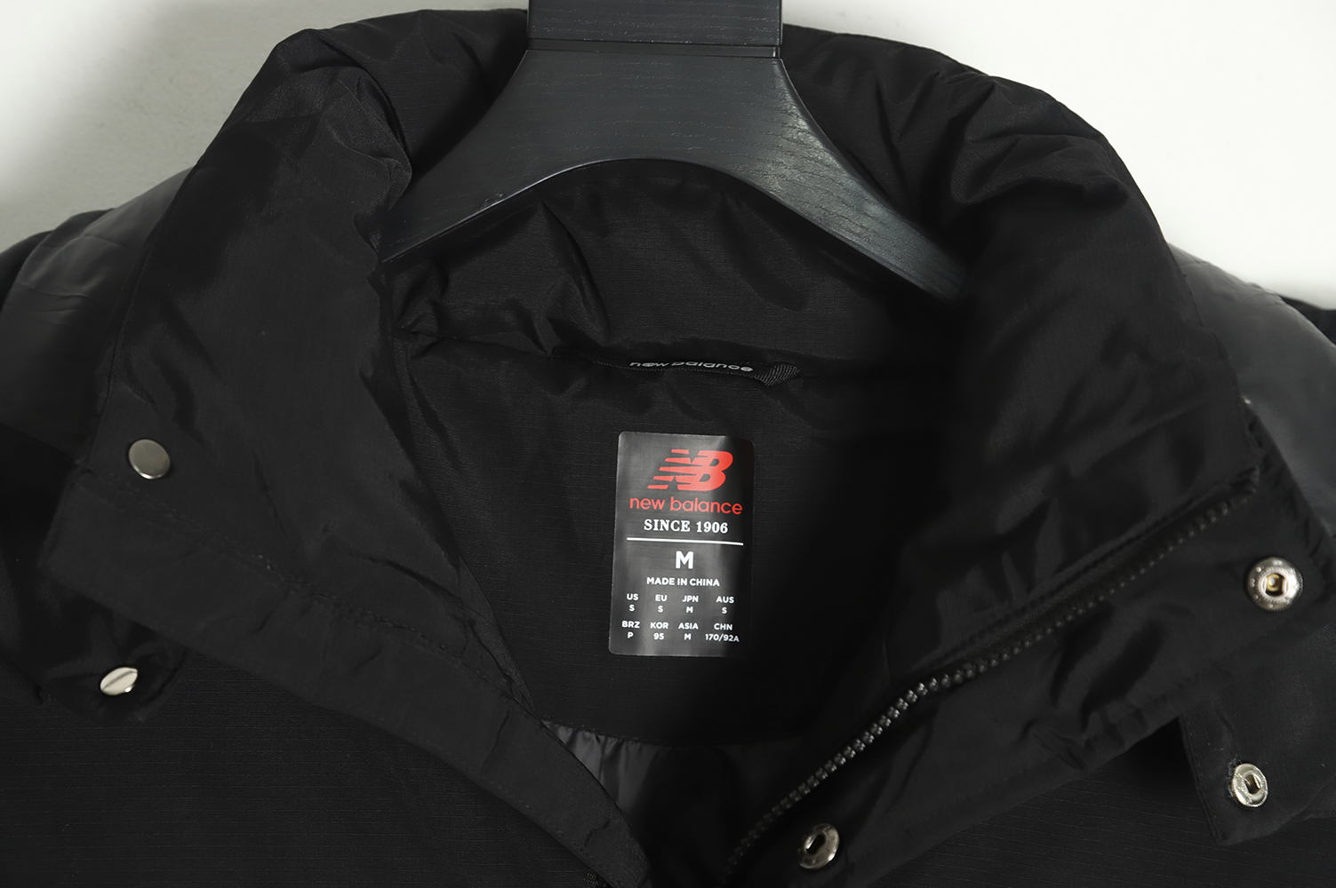 NEW BALANCE 22FW paneled down jacket