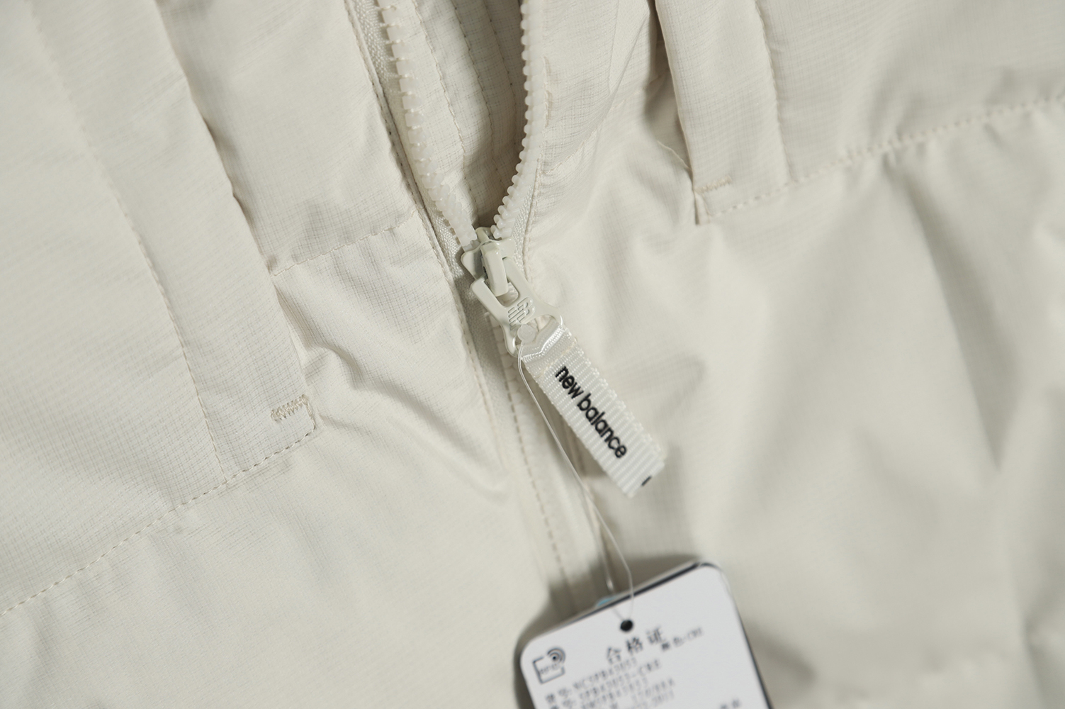 NEW BALANCE color-block pocket collar down jacket