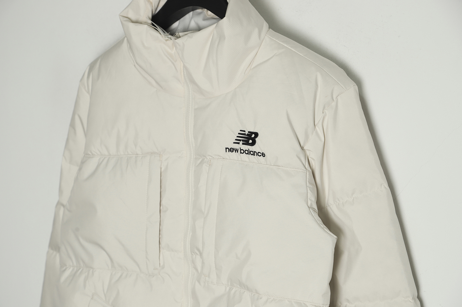 NEW BALANCE color-block pocket collar down jacket