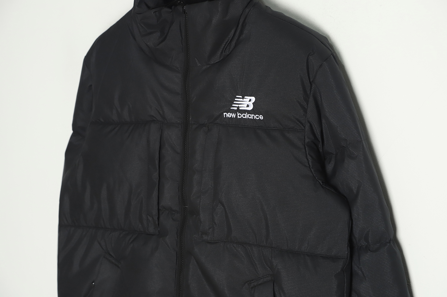 NEW BALANCE color-block pocket collar down jacket TSK1