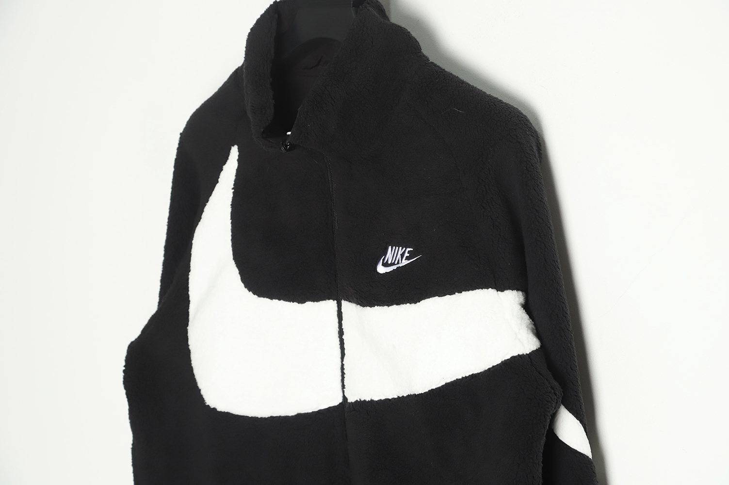 Nike Big Swoosh Big LOGO Polar fleece jacket TSK3
