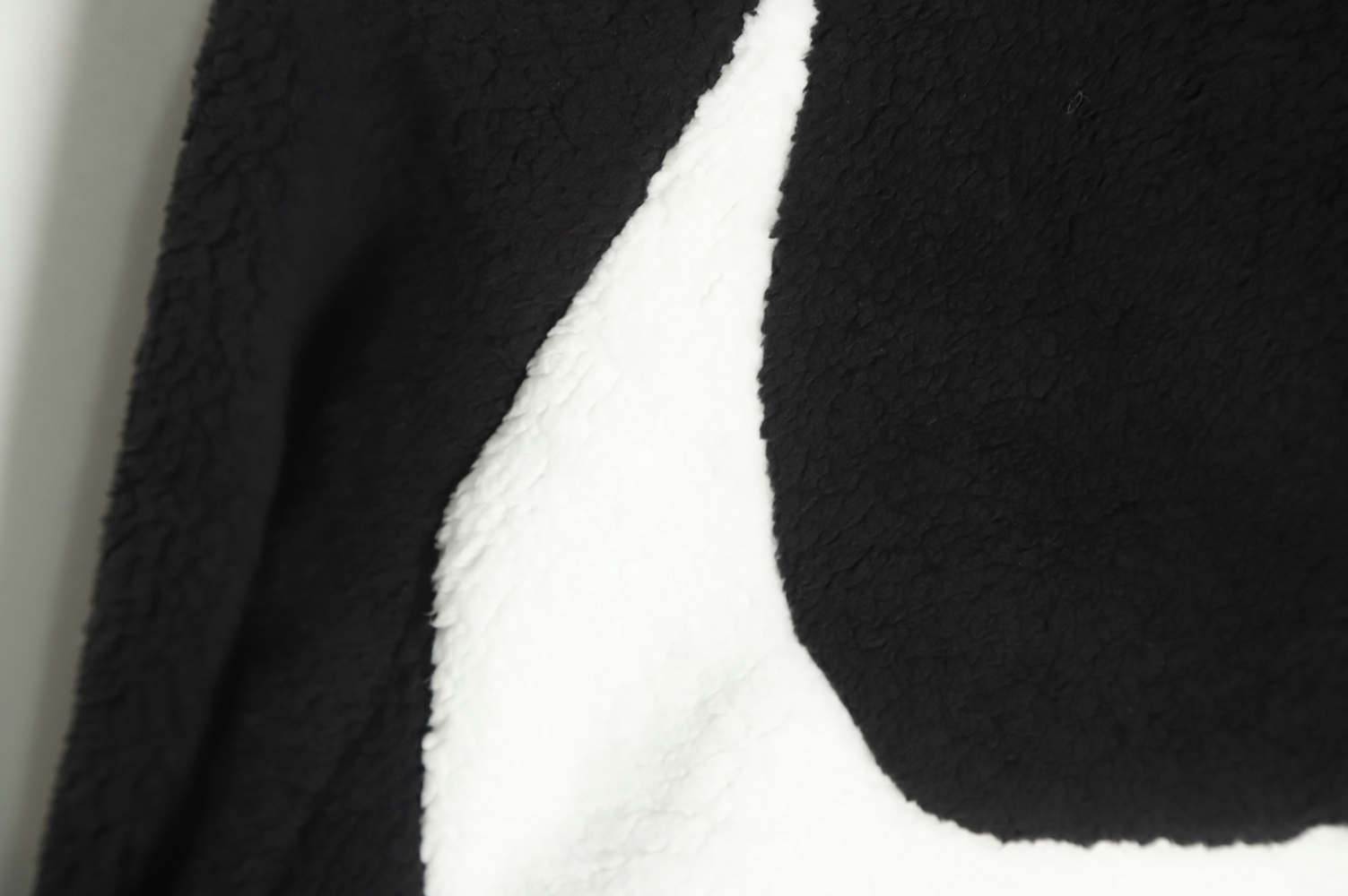 Nike Big Swoosh Big LOGO Polar fleece jacket TSK3