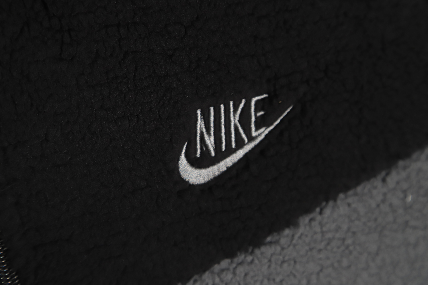 Nike Big Swoosh Big LOGO Polar fleece jacket TSK4