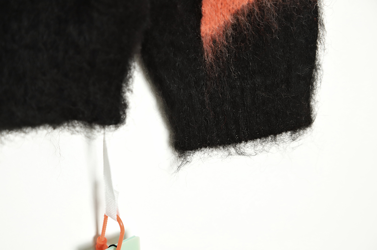 OFF WHITE Mohair Sweater TSK2