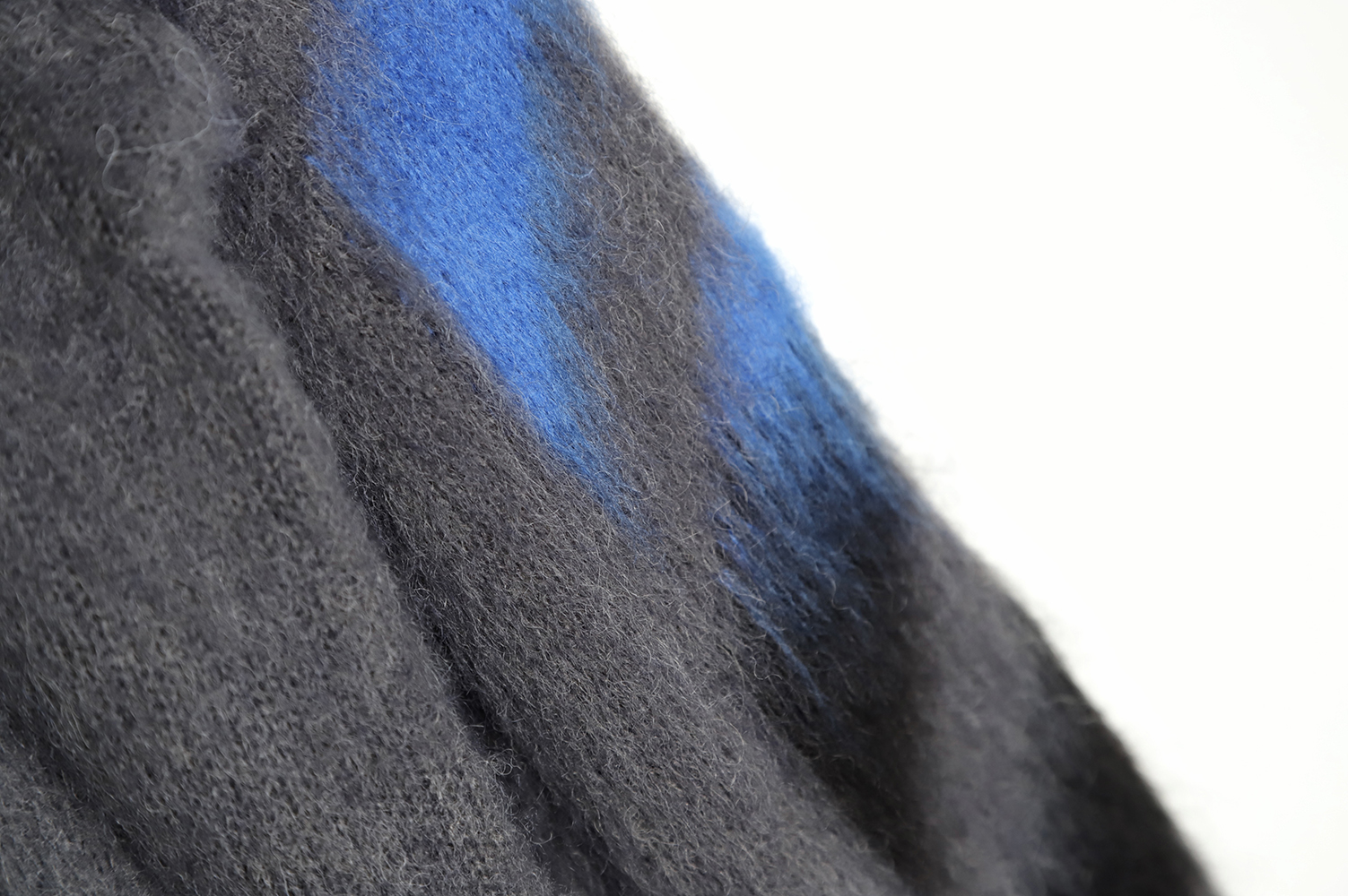 OFF WHITE Mohair Sweater TSK12