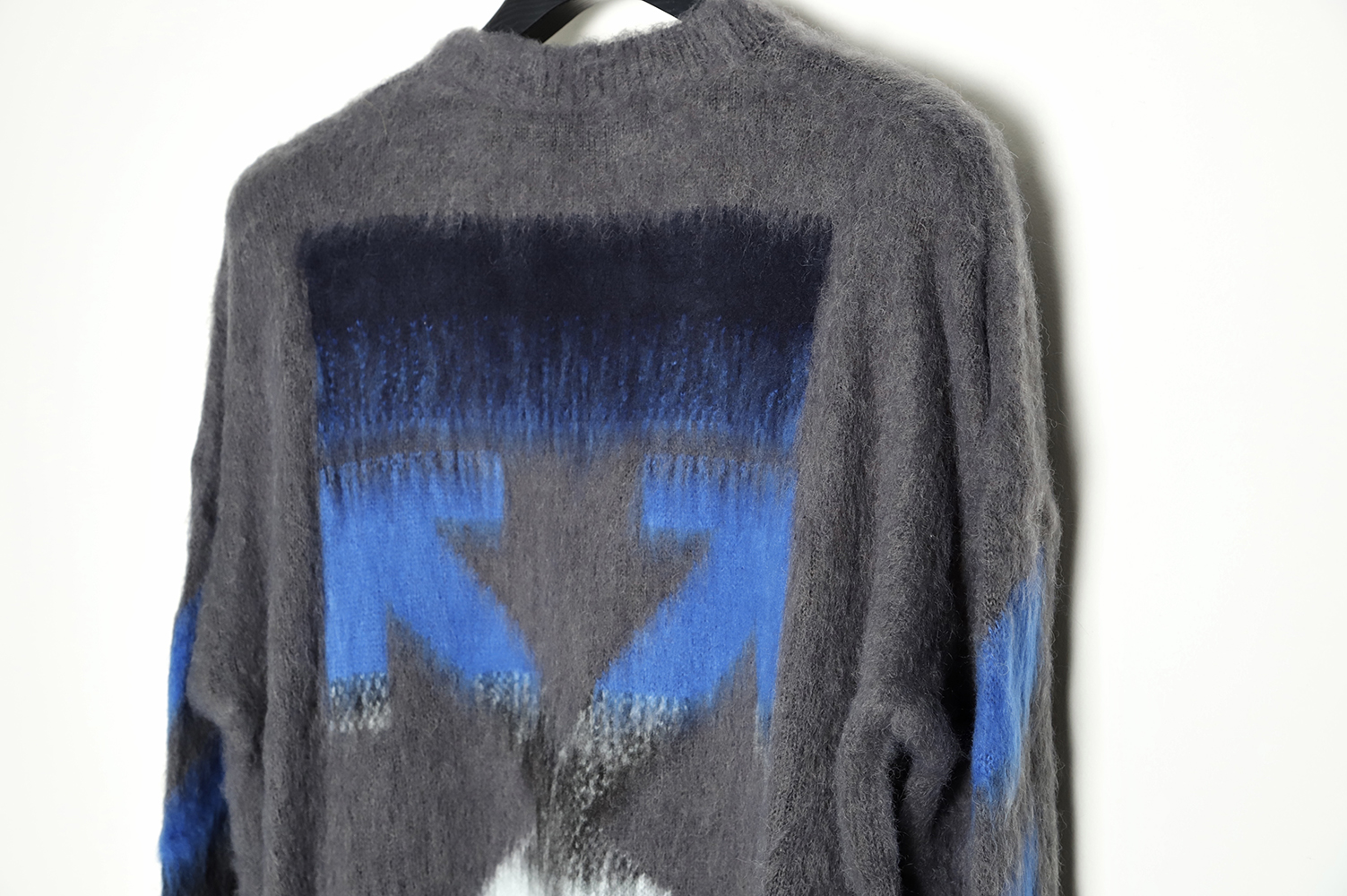 OFF WHITE Mohair Sweater TSK12