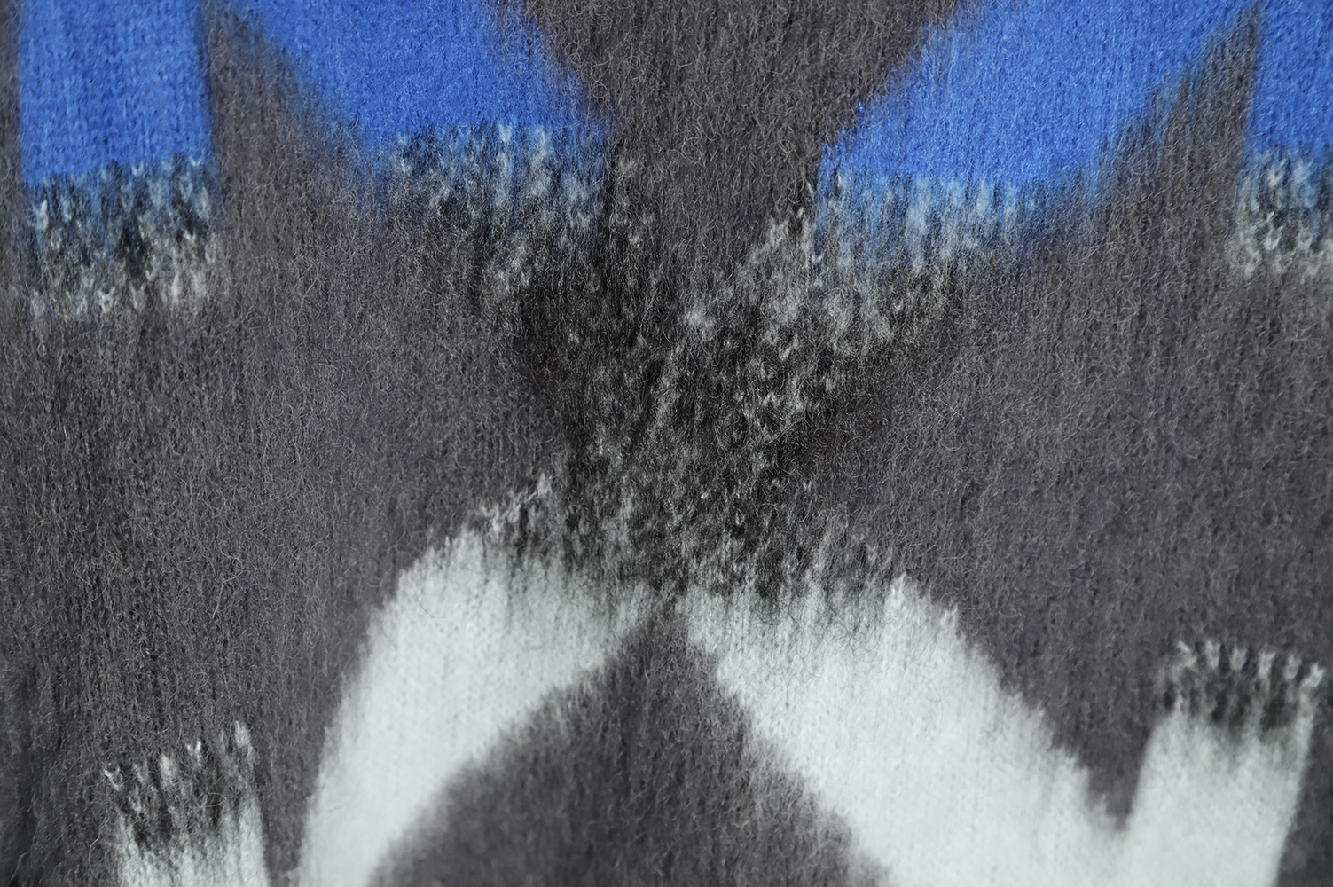 OFF WHITE Mohair Sweater TSK12