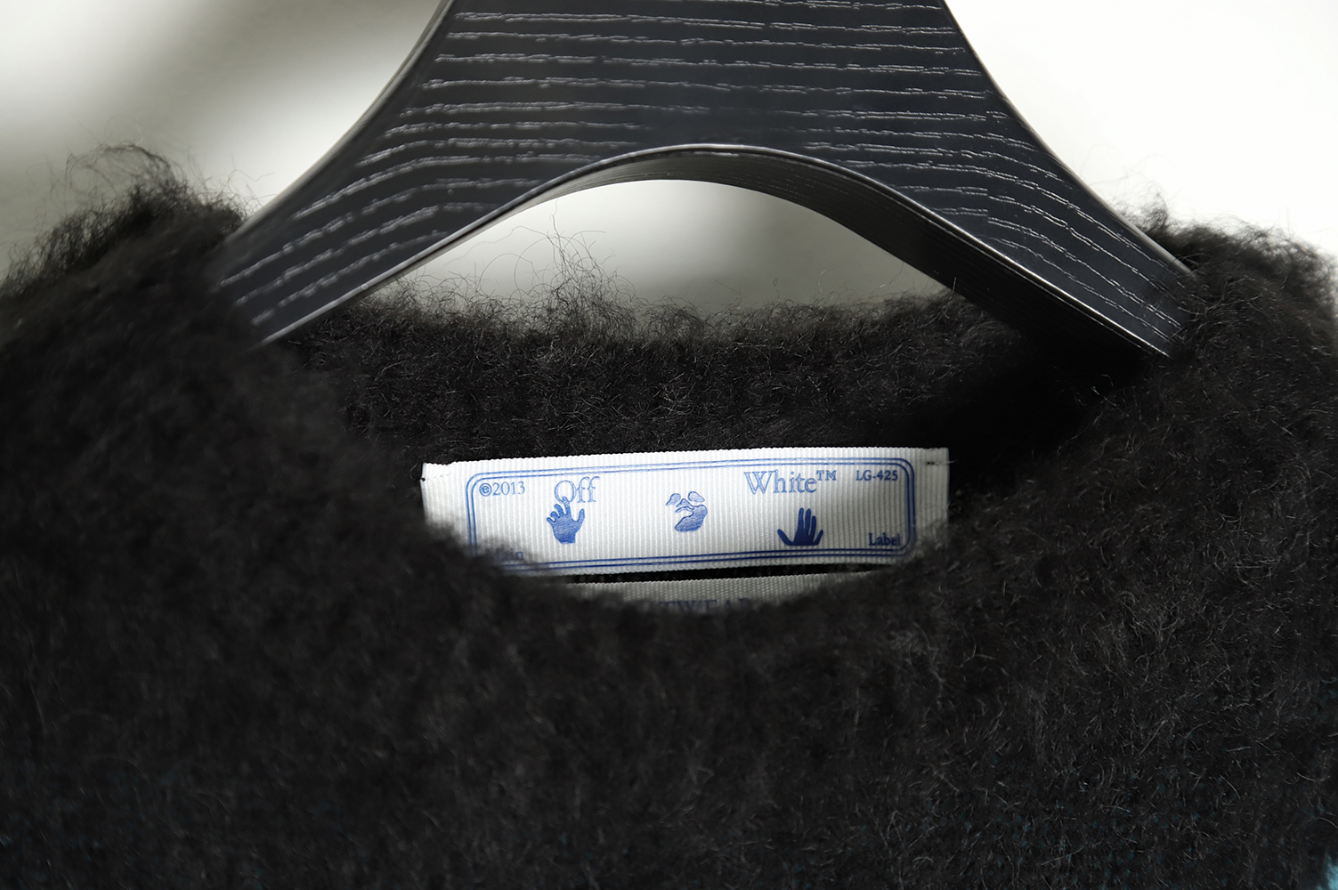 OFF WHITE Mohair Sweater TSK17