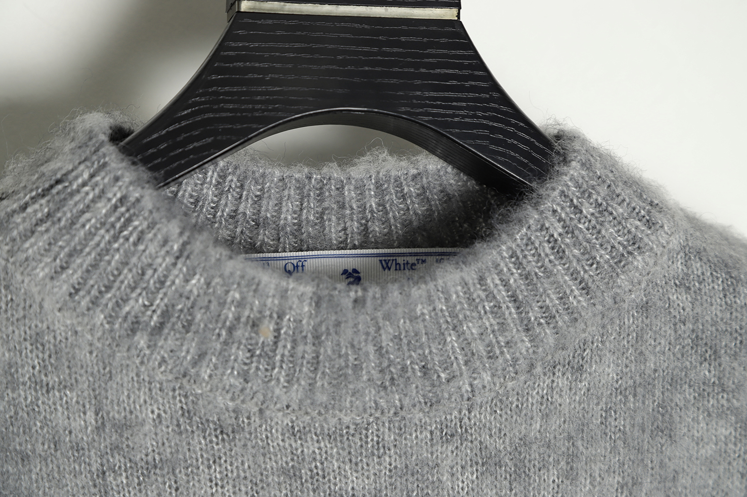 OFF WHITE Mohair Sweater TSK18