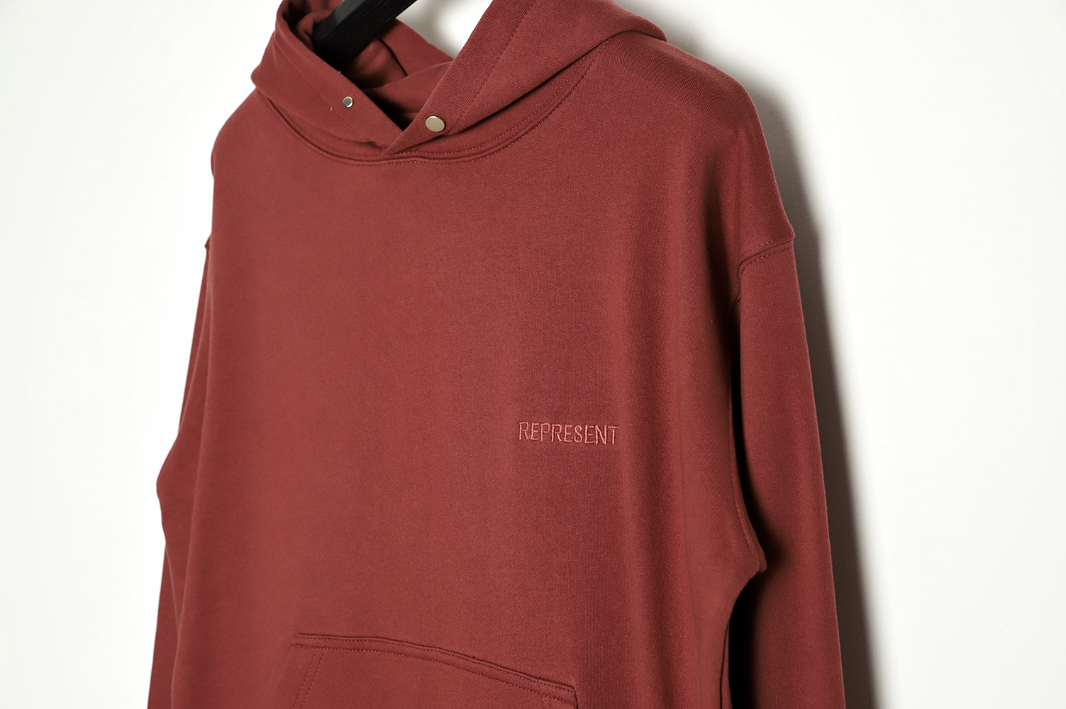 Represent 22FW Chest Letter Embroidered Hoodie TSK1