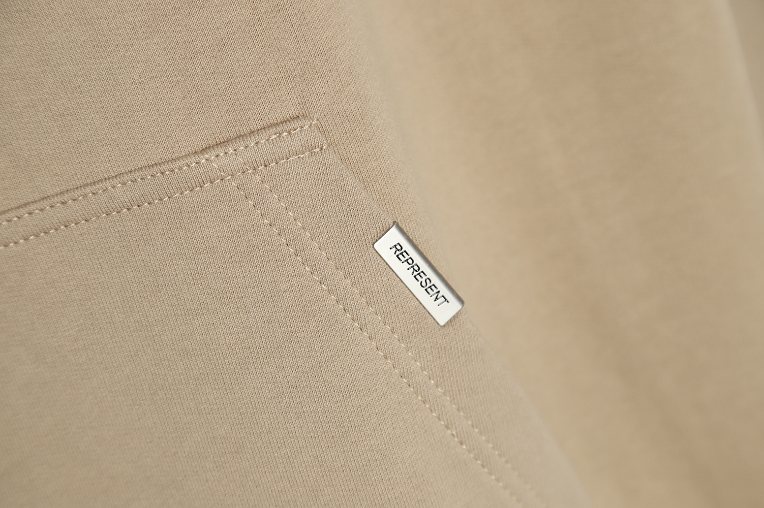 Represent 22FW Chest Letter Embroidered Hoodie TSK3