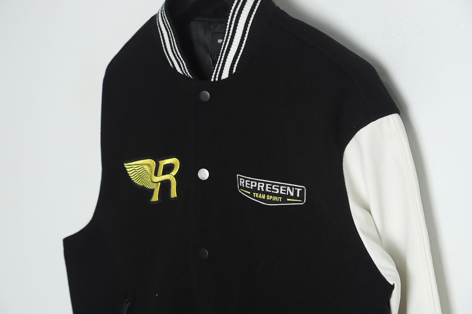 Represent 22FW English letter wings embroidery quilted baseball uniform TSK1